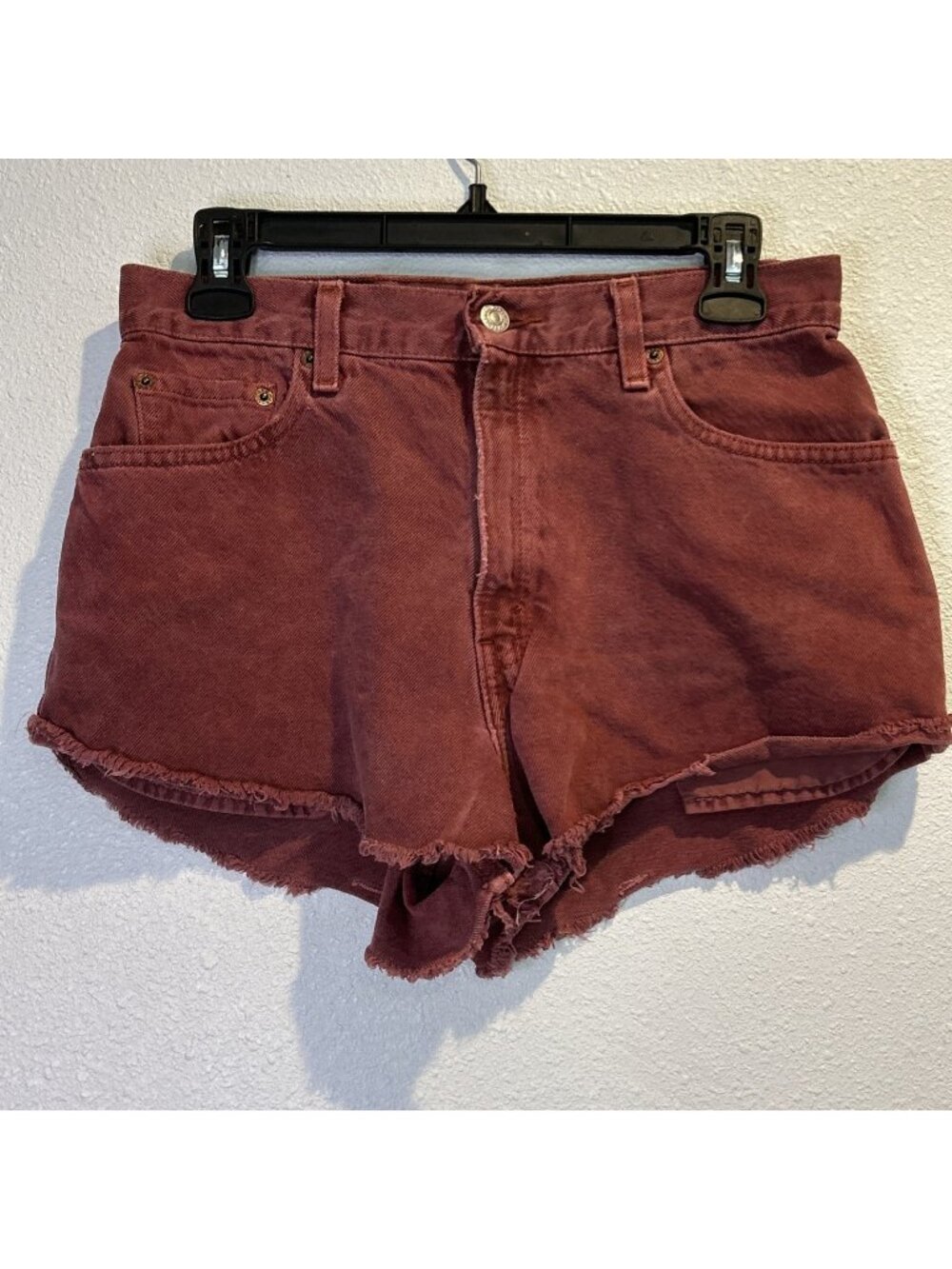 Levis 550 Jean Shorts Womens 8-M  Red Dyed Denim High RiseDistressed Raw Hem